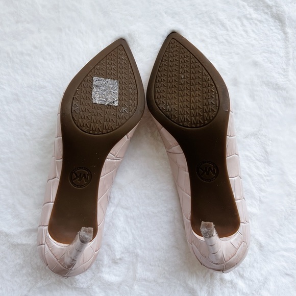 Michael Kors Dorothy Flex pump heels embossed leather size 6 color soft pink - Picture 7 of 9